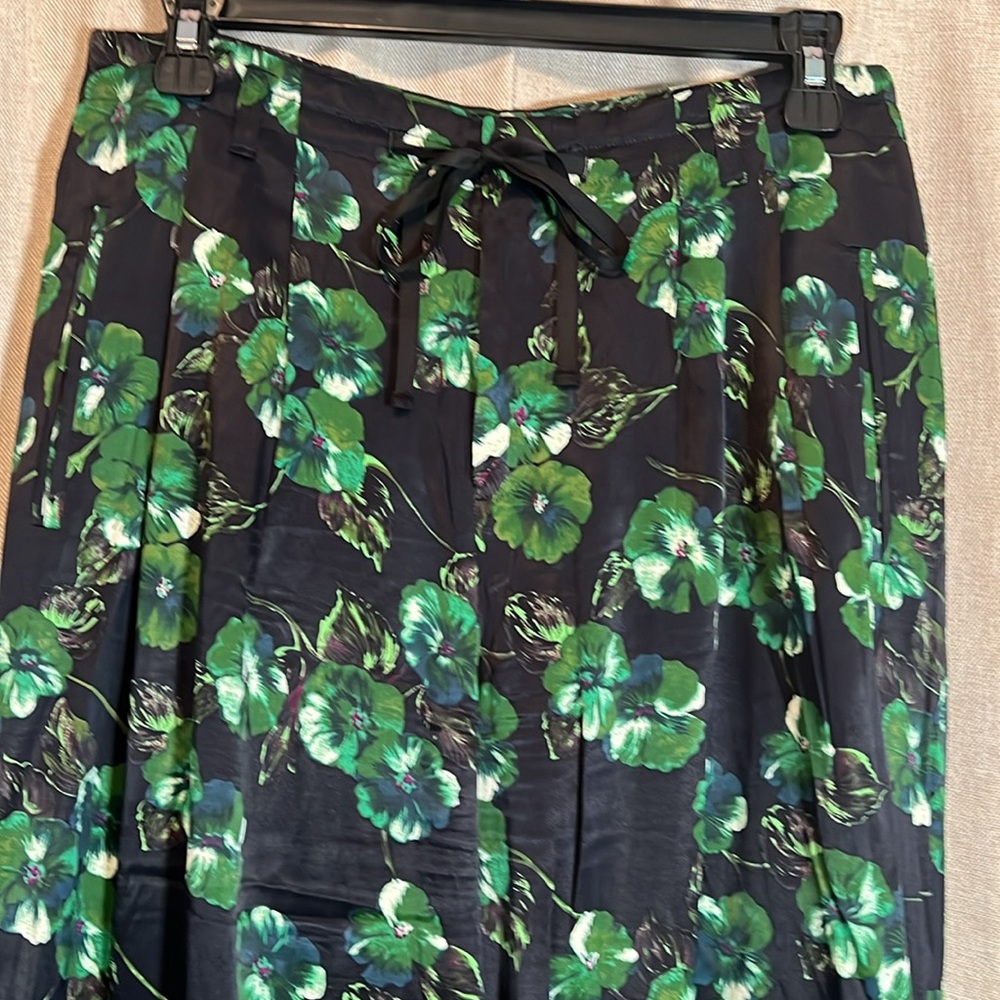 Elevenses Anthropologie Floral Botanical Silken Wide-Leg Pant Pleated Size 2 - Picture 3 of 8